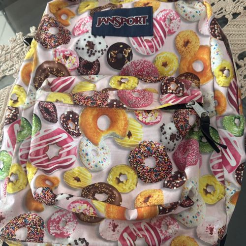 mochila jansport pouco usada 125848092?action_source=66794&ref=home_home&rsp=1&rspix=1
