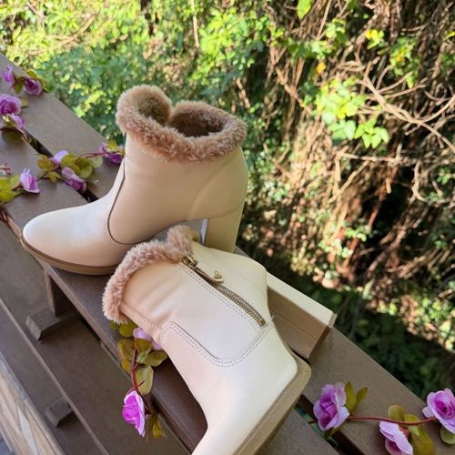 bota mississipi feminina bege 37 143012679?action_source=72470&ref=home_home&rsp=1&rspix=1