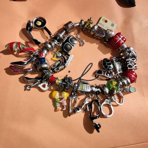 pulseira completa vivara 121526372?action_source=67326&ref=home_home&rsp=1&rspix=1