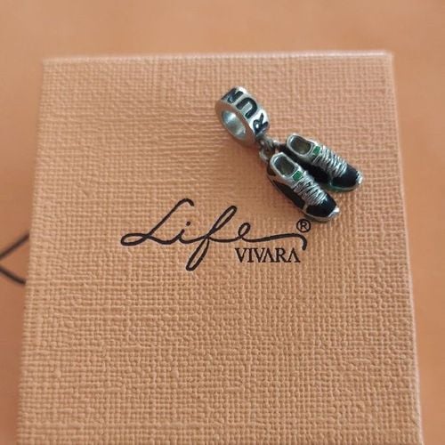 berloque vivara tenis running 104452662?action_source=67326&ref=home_home&rsp=1&rspix=1