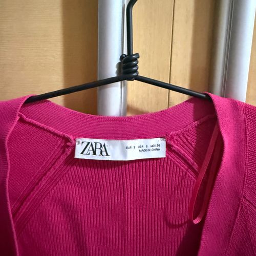 blusa zara rosa p 142980040?action_source=31319&ref=home_home&rsp=1&rspix=1