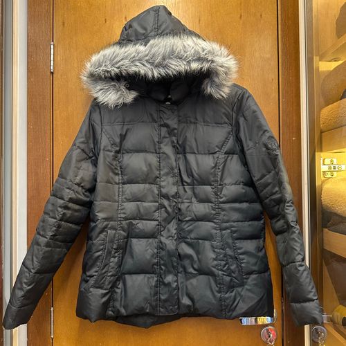 casaco de inverno tommy hilfiger 135011348?action_source=70094&ref=home_home&rsp=1&rspix=1