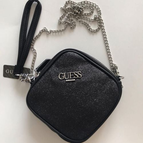 bolsa guess brilho glitter preta 119565963?action_source=70655&ref=home_home&rsp=1&rspix=1