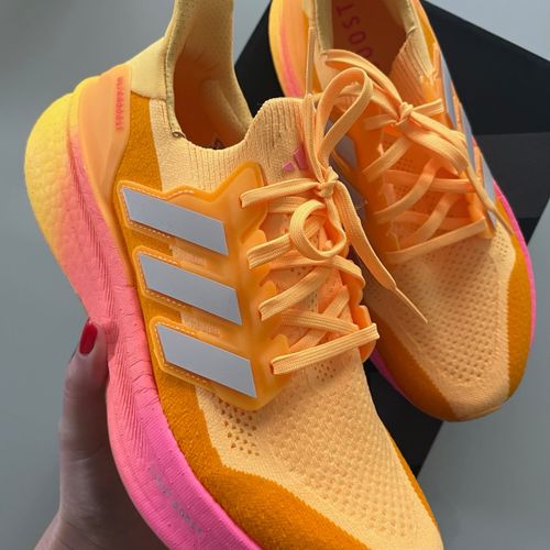 tenis adidas ultraboost 5 tamanho 42 146370535?action_source=76398&ref=home_home&rsp=1&rspix=1