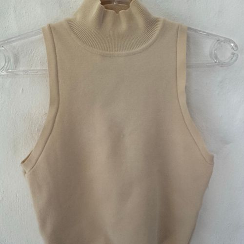 cropped de trico gola alta zara bege tam s 124156503?action_source=60227&ref=home_home&rsp=1&rspix=1