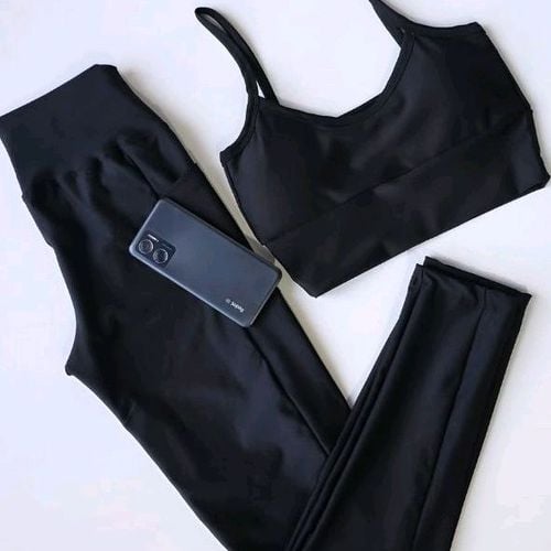 conjunto de academia feminino preto gg 147521989?action_source=75018&ref=home_home&rsp=1&rspix=1