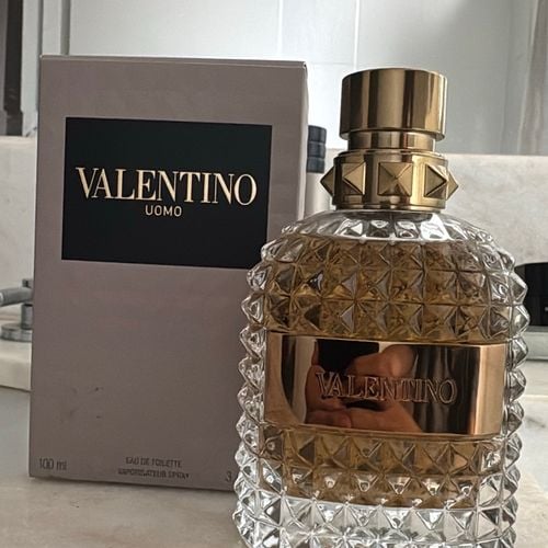 perfume valentino uomo 132880089?action_source=67884&ref=home_home&rsp=1&rspix=1