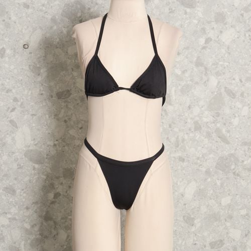 conjunto biquini preto 139384074?action_source=70096&ref=home_home&rsp=1&rspix=1