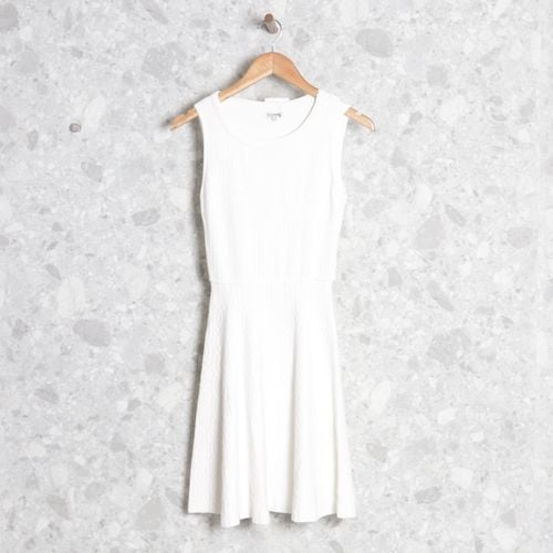 vestido off white le lis blanc 127756791?action_source=67289&ref=home_home&rsp=1&rspix=1