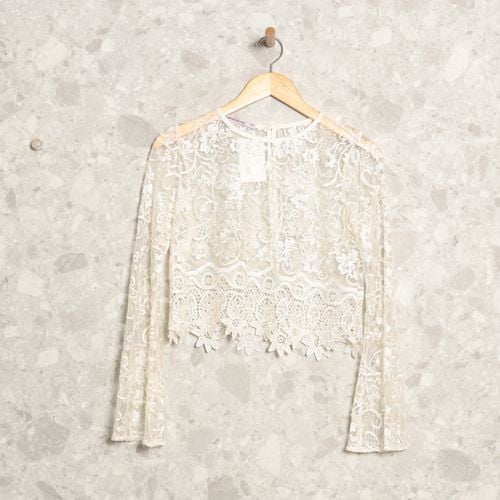 cropped off white estampa floral limonada pink 133108594?action_source=66728&ref=home_home&rsp=1&rspix=1