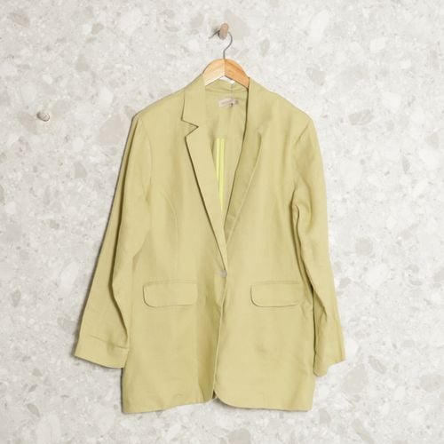 blazer linho verde manoock 144007021?action_source=72472&ref=home_home&rsp=1&rspix=1