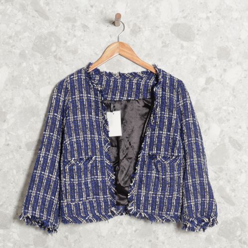 casaqueto tweed azul 144406613?action_source=74816&ref=home_home&rsp=1&rspix=1