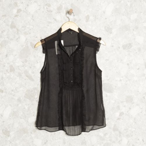 blusa preta le lis blanc 139008747?action_source=70754&ref=home_home&rsp=1&rspix=1