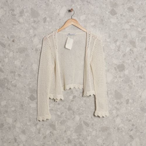 cardigan off white zara 140563885?action_source=71612&ref=home_home&rsp=1&rspix=1