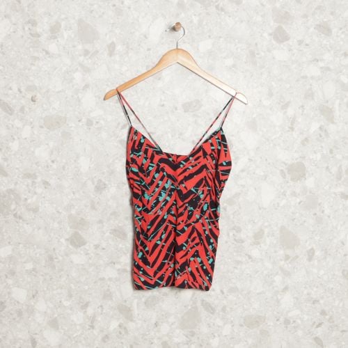 blusa vermelha animale 126670393?action_source=67289&ref=home_home&rsp=1&rspix=1