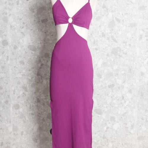 vestido magenta longo 133106203?action_source=66728&ref=home_home&rsp=1&rspix=1