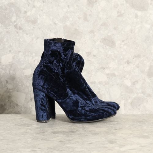 bota azul mossimo 133822524?action_source=71744&ref=home_home&rsp=1&rspix=1