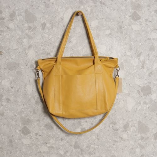bolsa tiracolo amarela 138890910?action_source=70986&ref=home_home&rsp=1&rspix=1