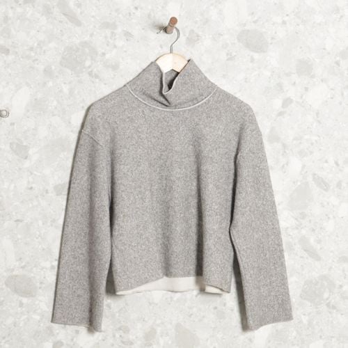 blusa cinza zara 144787046?action_source=73031&ref=home_home&rsp=1&rspix=1