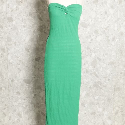 vestido verde missguided 131427800?action_source=73427&ref=home_home&rsp=1&rspix=1