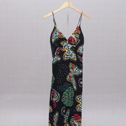 vestido preto tropical evase 85817742?action_source=70358&ref=home_home&rsp=1&rspix=1