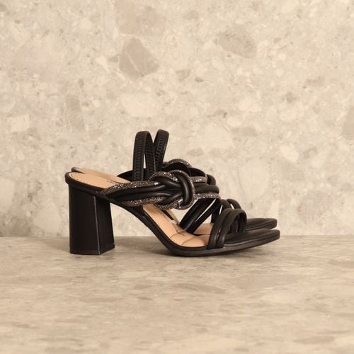 sandalia preta strass dakota 137784594?action_source=70096&ref=home_home&rsp=1&rspix=1