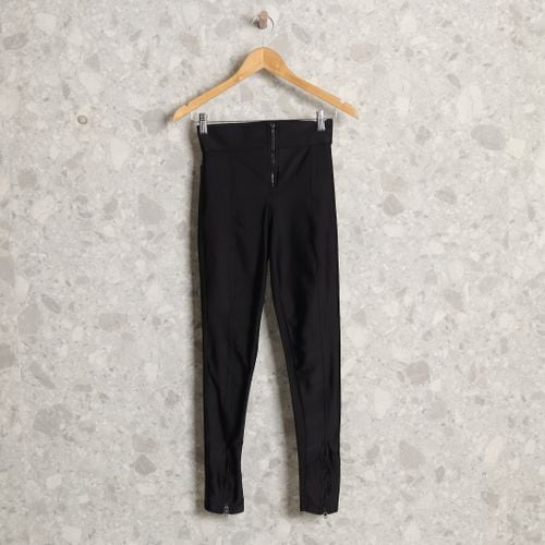 calca legging preta 132495668?action_source=71744&ref=home_home&rsp=1&rspix=1