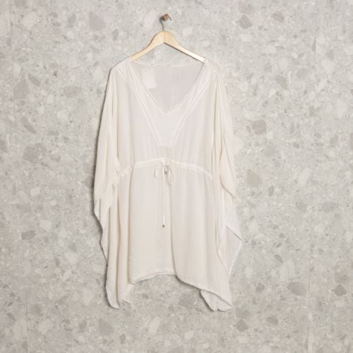 vestido branco 129636335?action_source=69004&ref=home_home&rsp=1&rspix=1