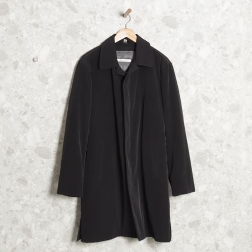 sobretudo preto kenneth cole 145079339?action_source=75015&ref=home_home&rsp=1&rspix=1