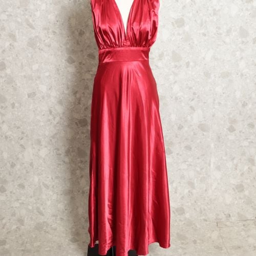 vestido vermelho eva allen 122367432?action_source=67322&ref=home_home&rsp=1&rspix=1