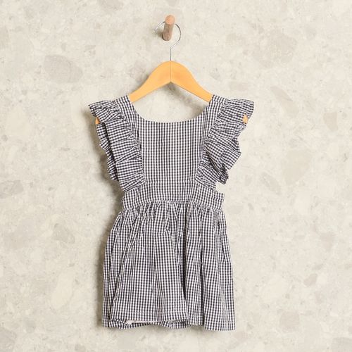 vestido preto e branco xadrez petit buble 107956868?action_source=73395&ref=home_enjoei_pro&rsp=1&rspix=1