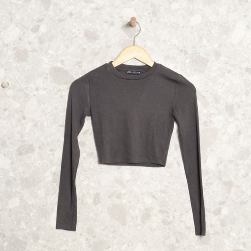 cropped preto zara 128087749?action_source=73031&ref=home_home&rsp=1&rspix=1