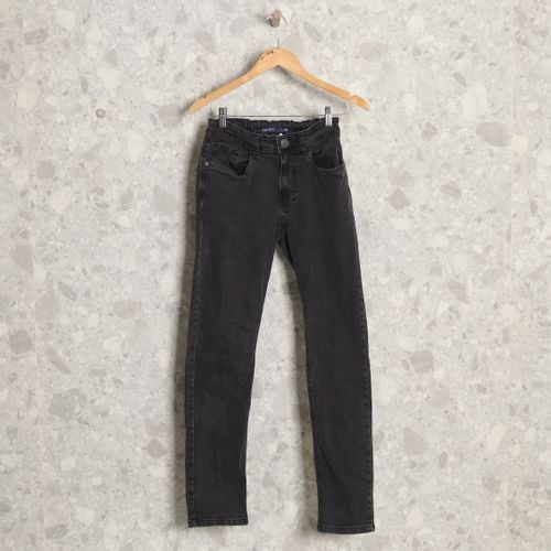 calca jeans cinza marfinno 142983637?action_source=72472&ref=home_home&rsp=1&rspix=1