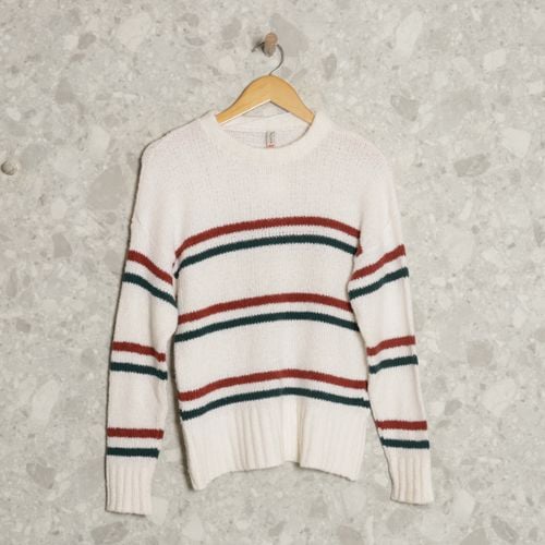 sueter off white tricot bluesteel 142065525?action_source=71612&ref=home_home&rsp=1&rspix=1