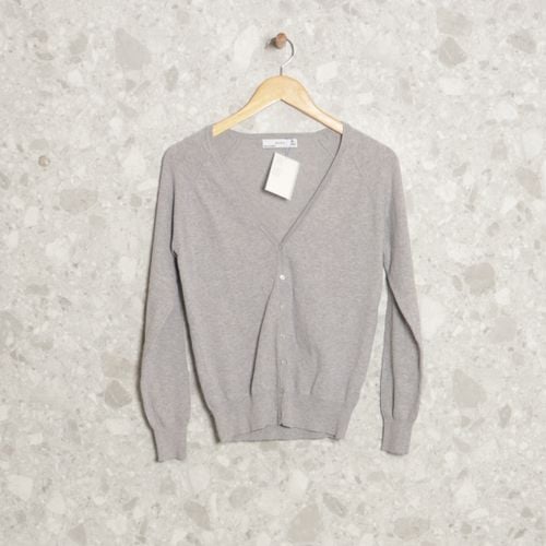 cardigan cinza zara 129687637?action_source=73427&ref=home_home&rsp=1&rspix=1