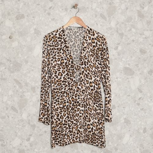 vestido bege animal print zara 114939536?action_source=73397&ref=home_enjoei_pro&rsp=1&rspix=1