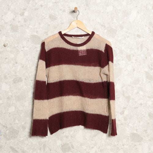 sueter bege zara 128692936?action_source=70853&ref=home_home&rsp=1&rspix=1