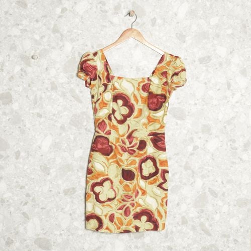 vestido verde lara bela 122324339?action_source=67322&ref=home_home&rsp=1&rspix=1