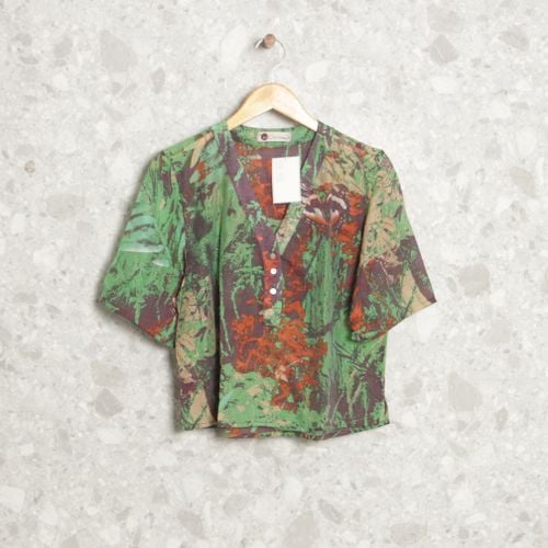 blusa verde e roxa en chemise 127900028?action_source=62833&ref=home_home&rsp=1&rspix=1