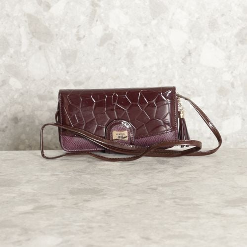 carteira marrom 136803354?action_source=69004&ref=home_home&rsp=1&rspix=1