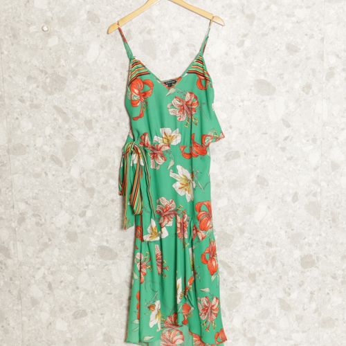 vestido floral verde zinzane 133321435?action_source=67322&ref=home_home&rsp=1&rspix=1