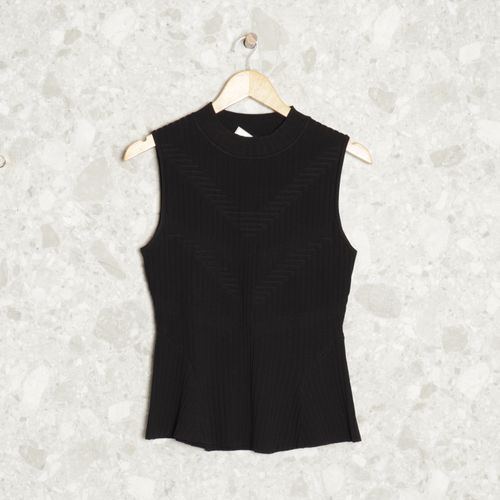 blusa preta rimix 128179688?action_source=69532&ref=home_home&rsp=1&rspix=1