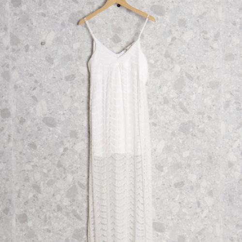 vestido off white pool 134951540?action_source=73427&ref=home_home&rsp=1&rspix=1