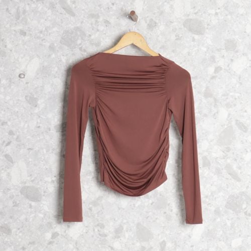 blusa marrom clock house 136275339?action_source=73427&ref=home_home&rsp=1&rspix=1