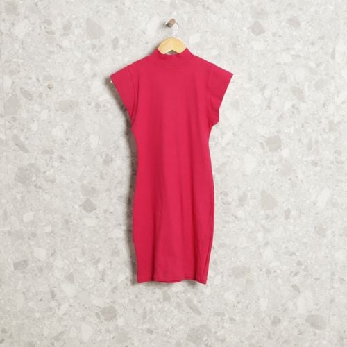 vestido rosa fala 123448301?action_source=67322&ref=home_home&rsp=1&rspix=1