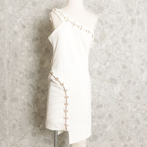 vestido off white cashier 111328851?action_source=67322&ref=home_home&rsp=1&rspix=1