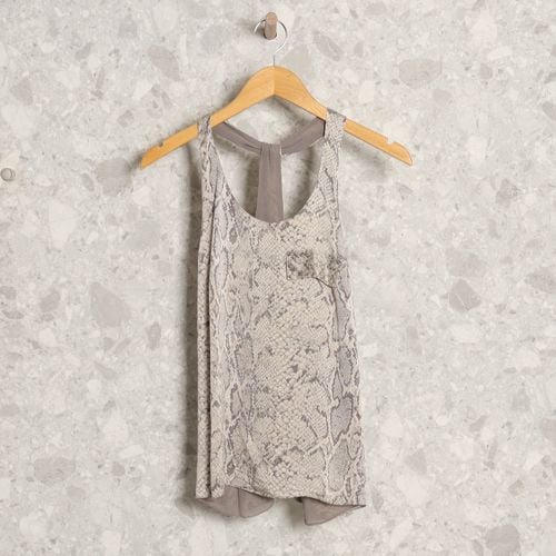 blusa animal print cinza animale 129665642?action_source=67289&ref=home_home&rsp=1&rspix=1