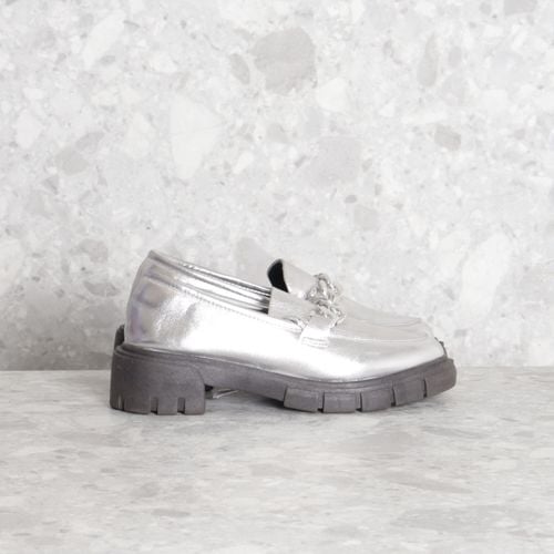 sapato prata nk shoes 136216437?action_source=69532&ref=home_home&rsp=1&rspix=1