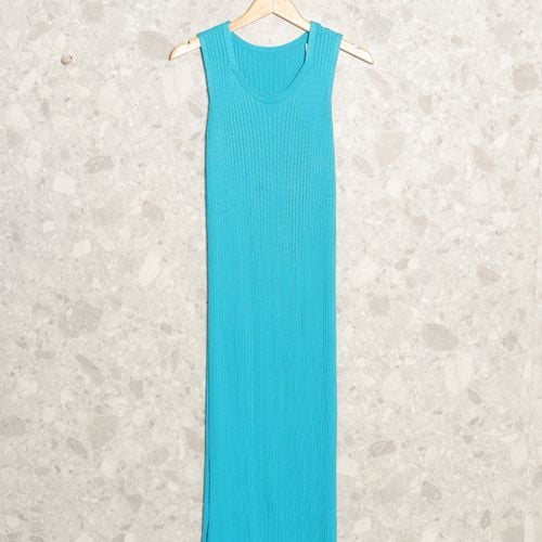 vestido azul trico longo belle tricot 128363291?action_source=67322&ref=home_home&rsp=1&rspix=1