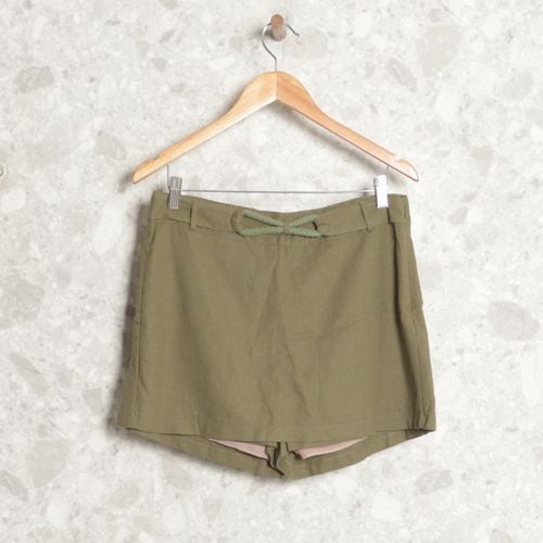 short saia verde 139384651?action_source=75241&ref=home_home&rsp=1&rspix=1